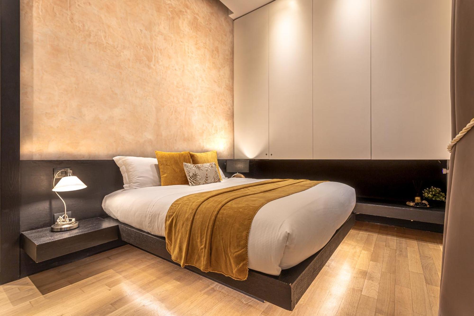 Private Apartment Colosseum Рим Екстериор снимка