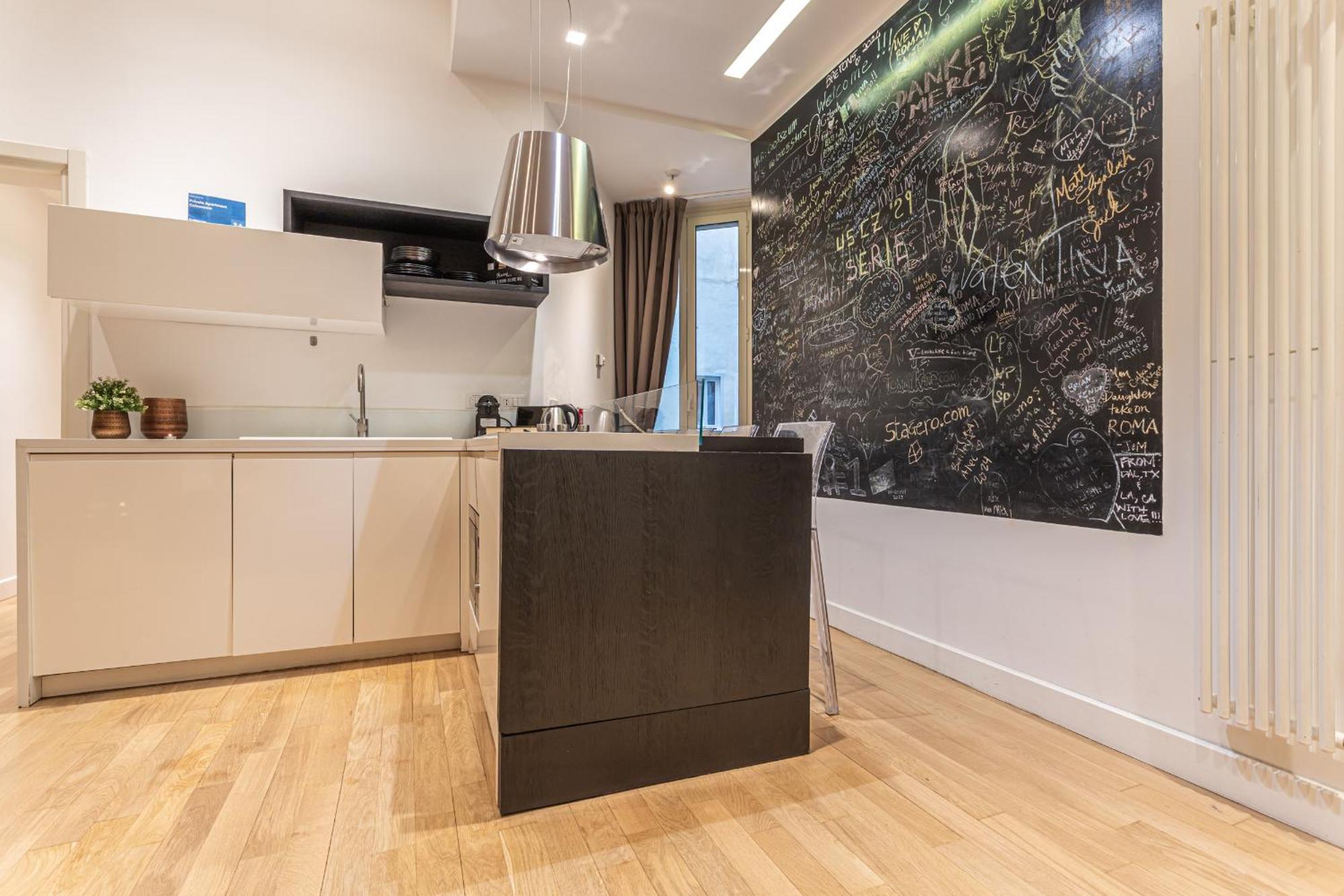 Private Apartment Colosseum Рим Екстериор снимка