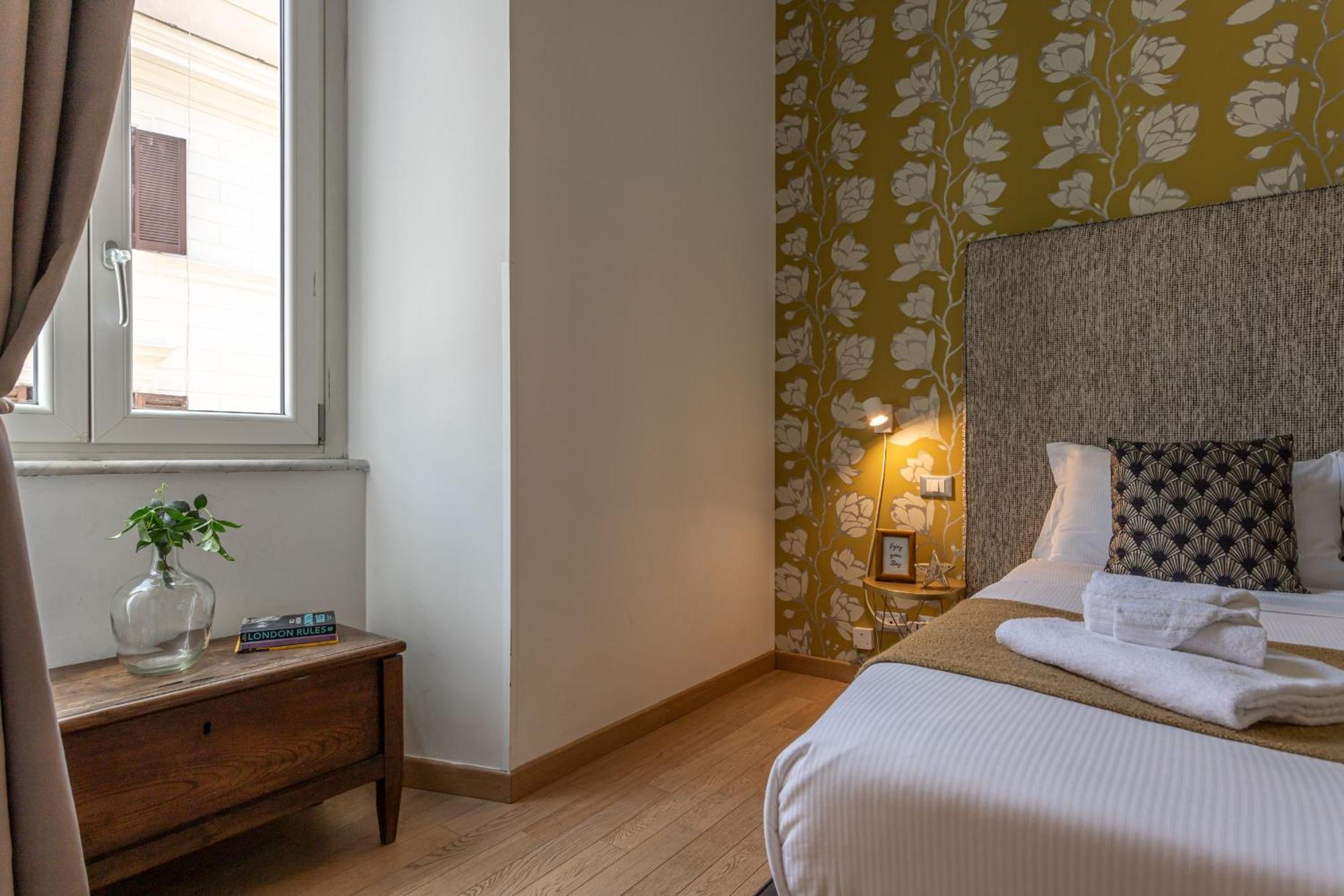 Private Apartment Colosseum Рим Екстериор снимка