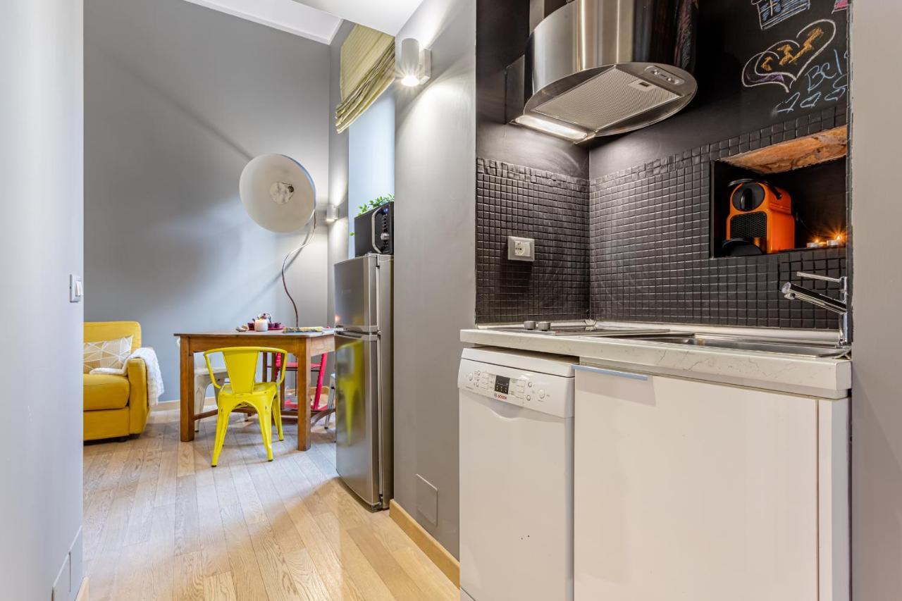 Private Apartment Colosseum Рим Екстериор снимка